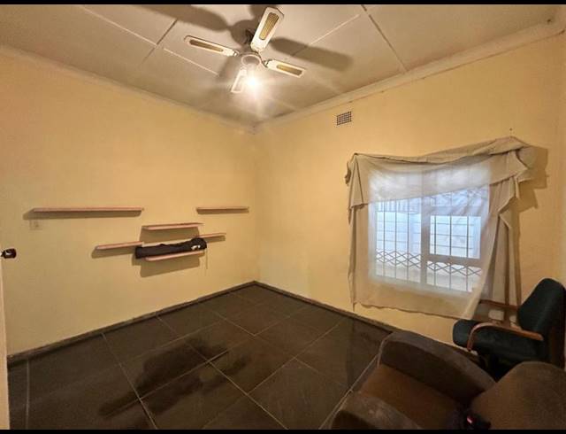 3 BEDROOM HOUSE FOR SALE IN BRENTHURST